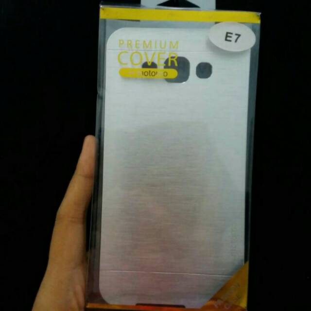 Hardcase motomo Samsung E7