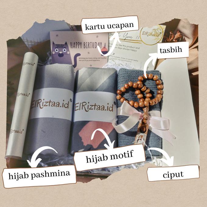 

Premium Product!!! Hampers Hijab / Kado Wisuda / Kado Ultah / Hampers Lebaran - Paling Diminati