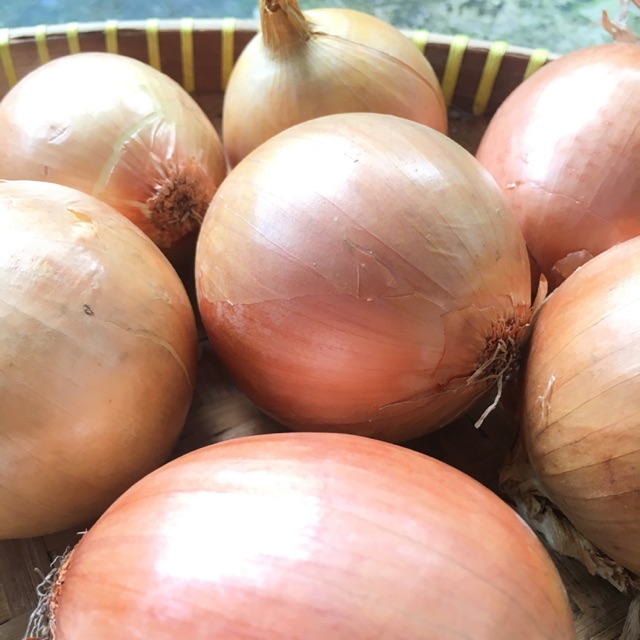 

Bawang Bombay