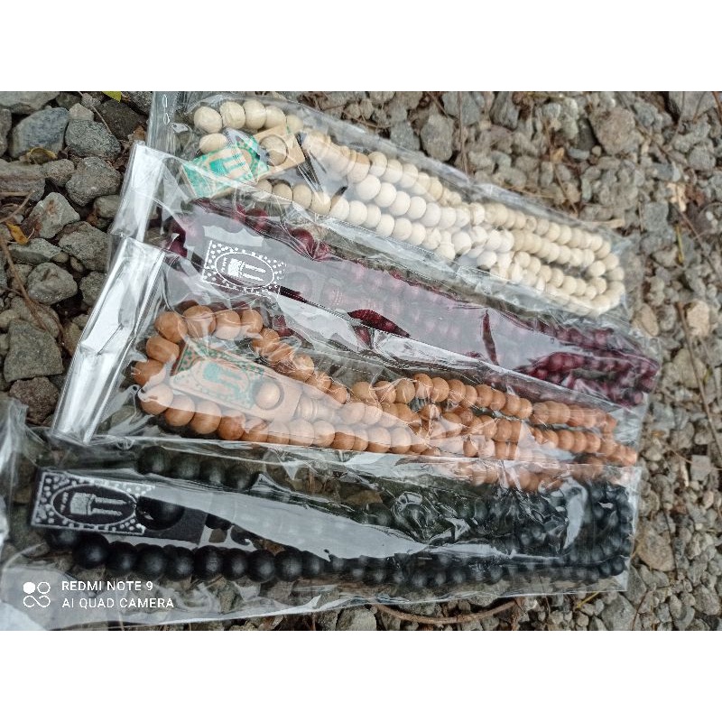 Tasbih souvenir 99 butir 1 paket isi 50 tasbih terkemas plastik , sovenir haji umroh tahlilan termur