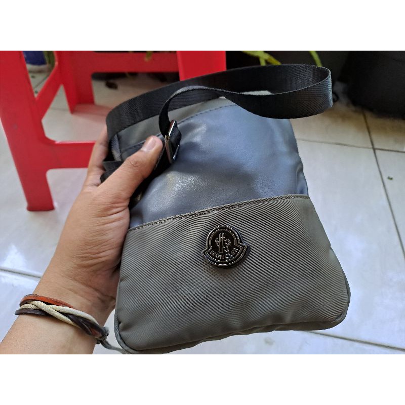 Slingbag MONCLER Second Original