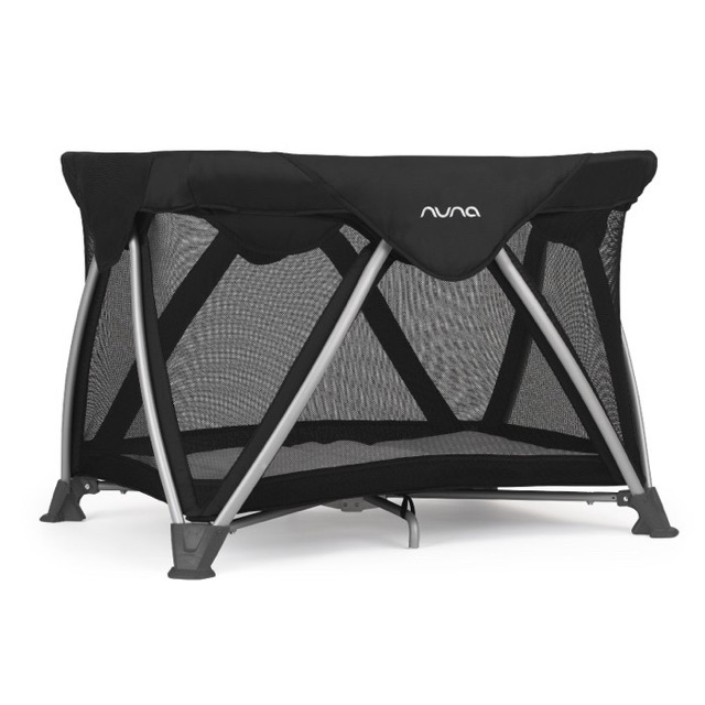 Nuna Sena Aire / Baby Box