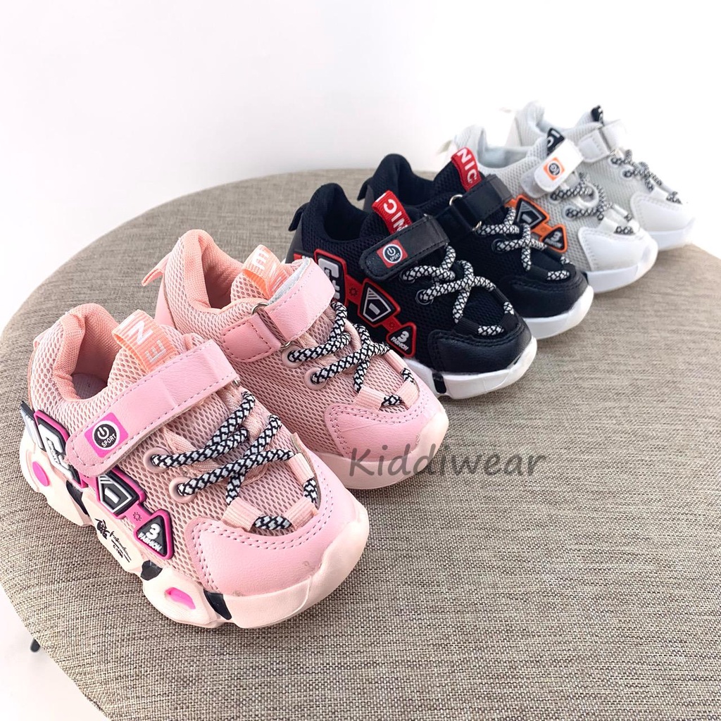 (Kiddiwear) Sepatu sneakers anak / Sepatu Anak Casual Import Usia 1-5 Tahun MBK66