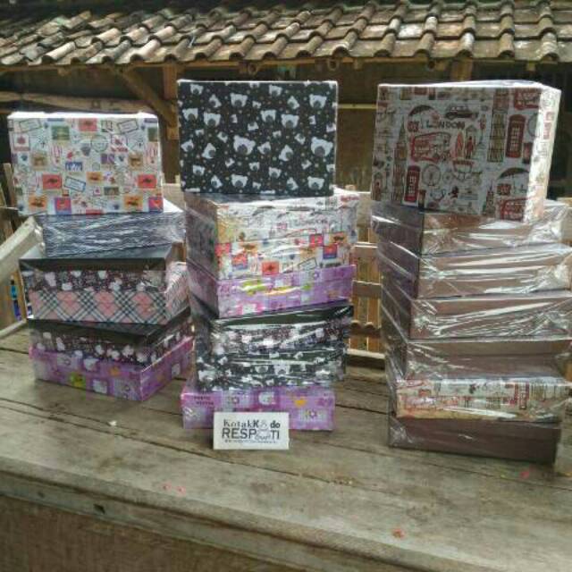 

Hard Bok P30 x 25 x 10/7