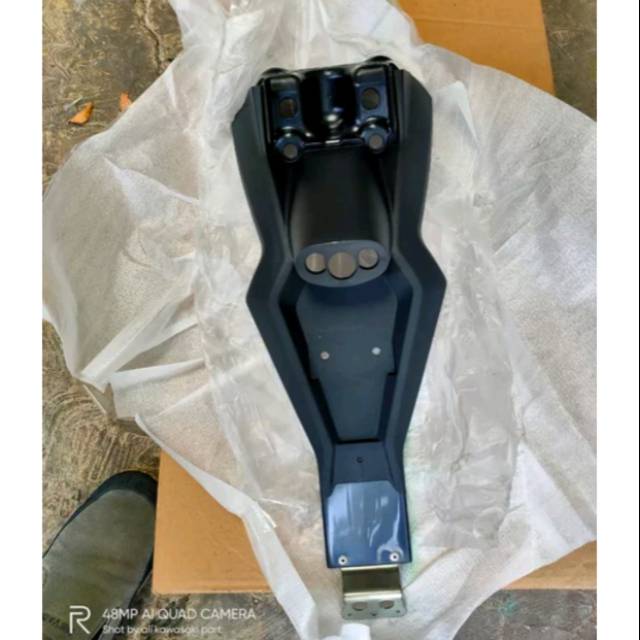 Spakbor belakang klx 150 s ori