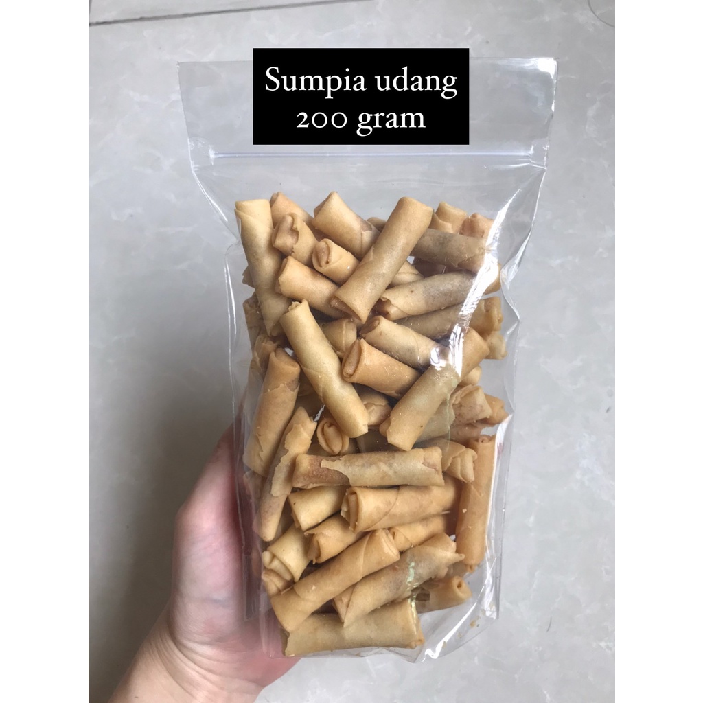 

SUMPIA UDANG PEDAS 500GRAM | EBI CHILI SUMPIA SPESIAL LUMPIA UDANG | PANGSIT UDANG | SUMPIA UDANG REBON | SUMPIA ABON UDANG SNACKY MEDAN OLEH-OLEH KHAS MEDAN CEMILAN MEDAN