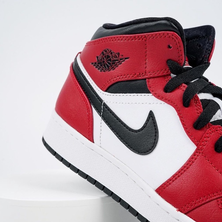 Air Jordan 1 Mid Chicago Black Toe GS