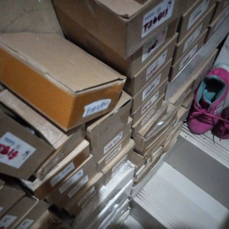 dus khusus tutup kloset united 38x49x8