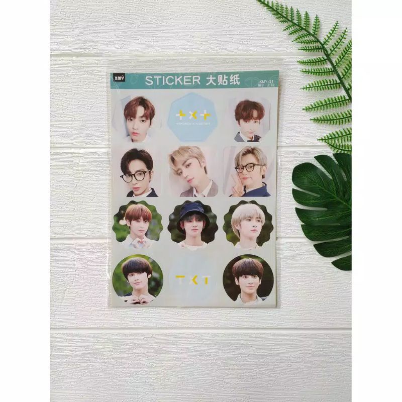 

Stiker A4 TXT Soobin Yoenjun Boemgyu Taehyun Huening Kai