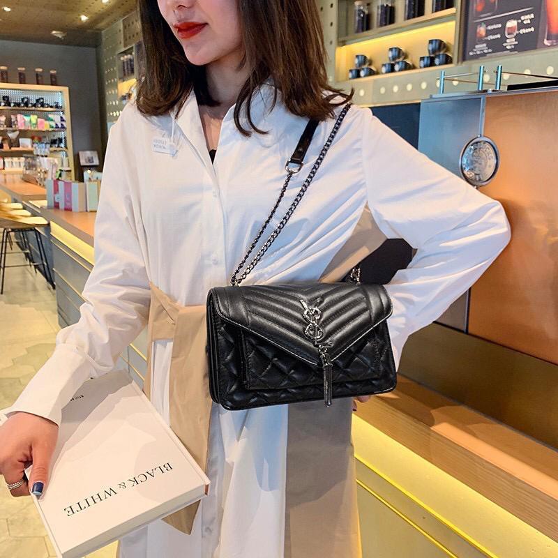 BJ73127 BLACK/WHITE/YELLOW TAS SLEMPANG ELEGAN MODIS KEKINIAN TALI RANTAI CLUTCH TAS PESTA TAS WANITA FASHION IMPORT TERMURAH TERLARIS TERBARU BAGSTORE JAKARTA TAS BATAM CR7062 B134340 ELJ137 KPC8944 DJ3127 LT1596 BQ2603 ZC0208