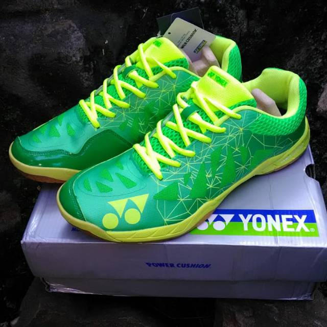 SEPATU BADMINTON YONEX AERUS LEE CHONG WEI HIJAU STABILO  - ORIGINAL - mirror made in china olahraga