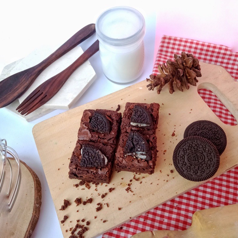 

Brownies Oreo | Brownies Panggang | Brownies Almond| Brownies Fudge | Brownies Box