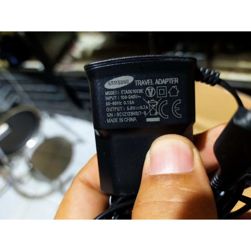 Charger HP Merk samsung 5V 0.7A