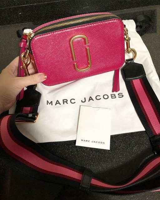 Marc Jacobs snapshot fuchsia pink
