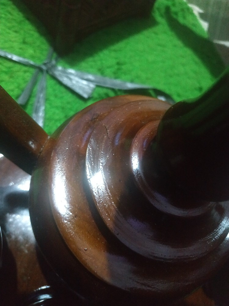 Teko Hias Aladin Dari Kayu Jati