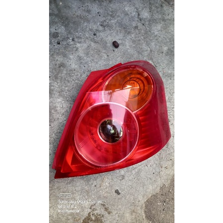 stoplamp yaris 2012 2013 2014