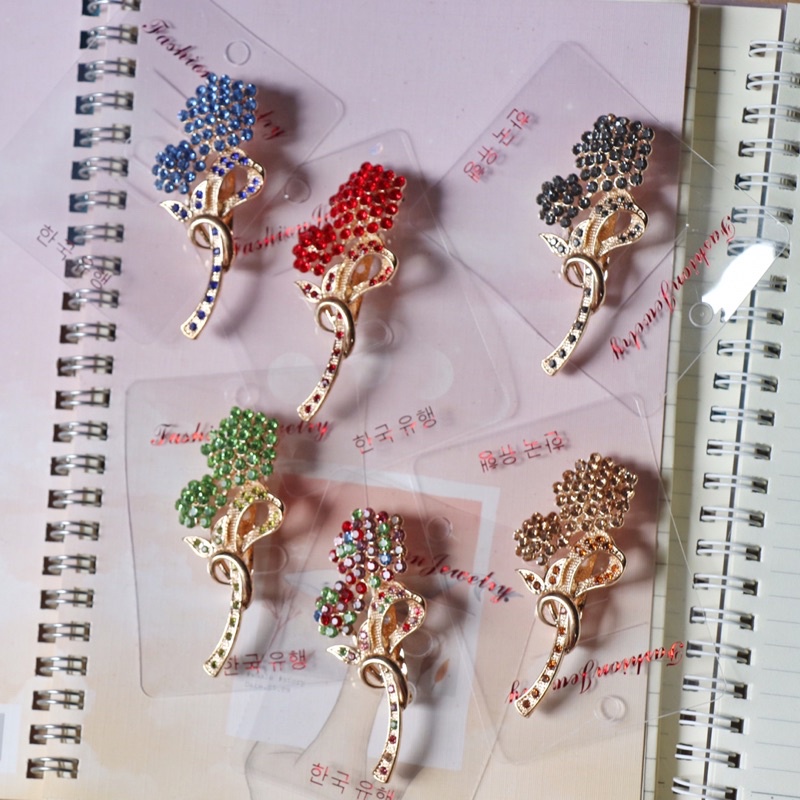 Bros Bunga Dandelion Brooch Kode SKW 11 Bros Dada Bros Kebaya Bros Jilbab Hijab Bros Kutubaru BZO