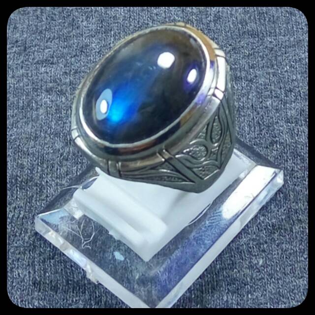 CINCIN LABRADOR BLACK BLUE NIGHT FELDSAPR BIAS BIRU DIJAMIN CAT EYE