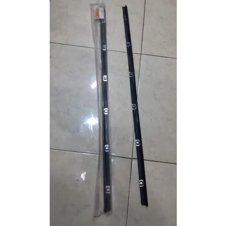 Weather Strip Katana / Karet Pelipit List Kaca lengkap dengan Klip