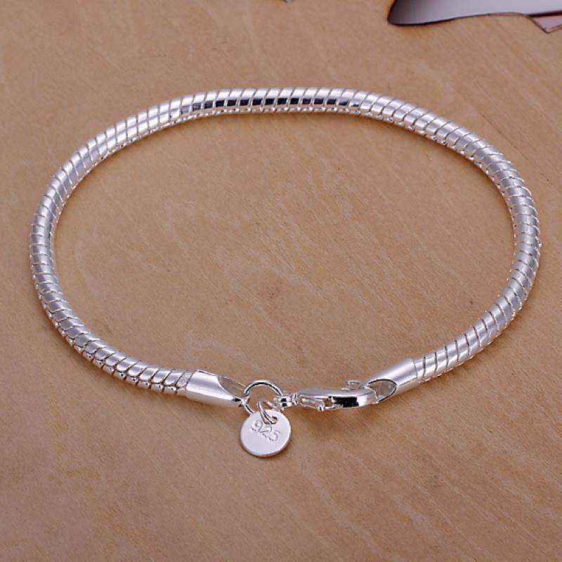 Gelang Bentuk Tulang Ular Bahan Stainless Steel Lapis Silver