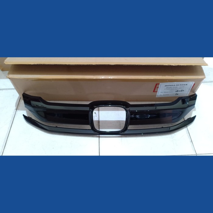 Grill Hitam Mobilio RS 2017-2020 Genuine