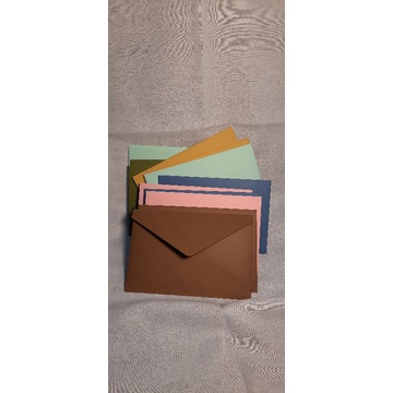 

Amplop berwarna 15×10 CM