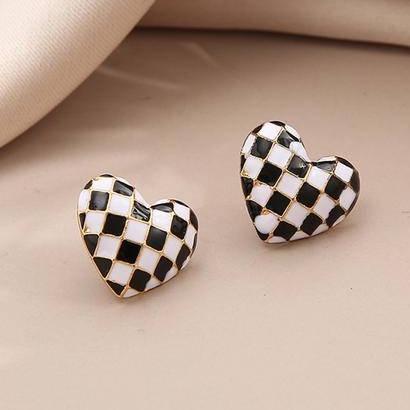 Anting Tusuk Bentuk Geometri Motif Kotak-Kotak Hitam Putih Bahan Metal Gaya Vintage Untuk Wanita