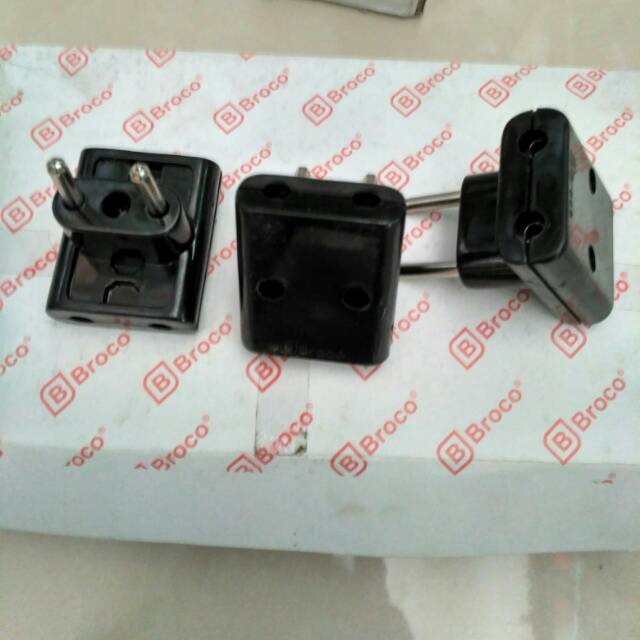 Steker T multi tipis broco hitam 810L sambungan segitiga