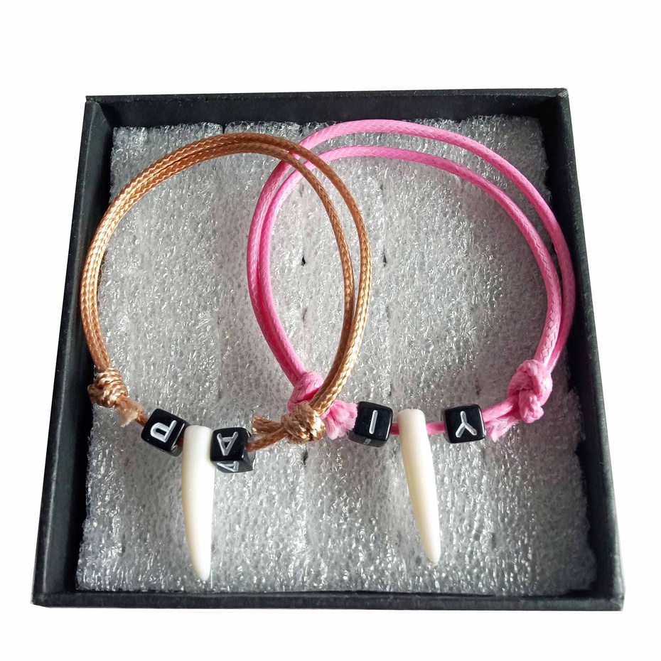 12 Pcs (1 lusin) Gelang Tali Korea Warna atau Hitam Bandul Caling