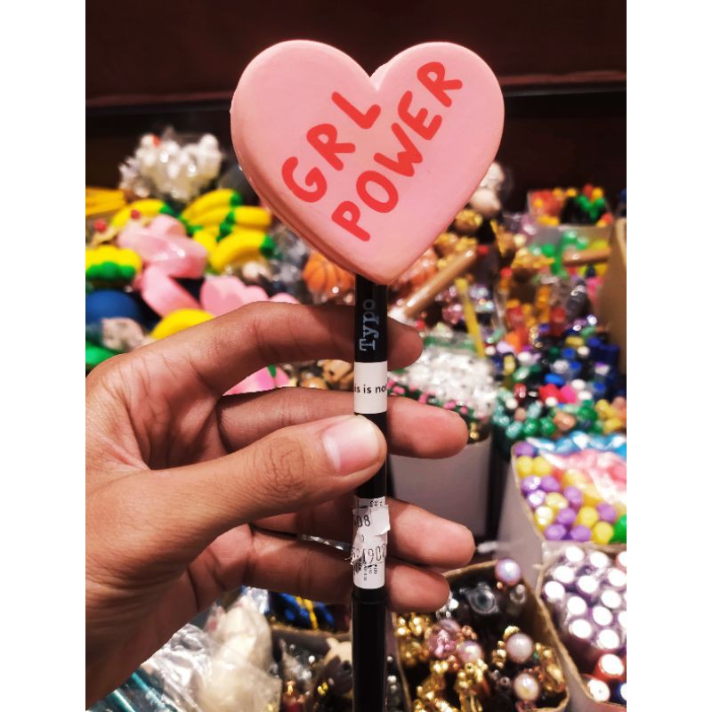 

PULPEN SQUISHY PEN INK BLACK TYPO BRAND