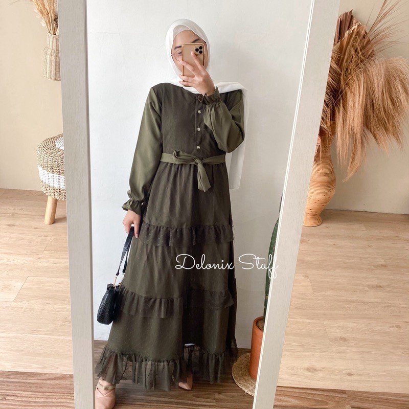 Resya tulle dress