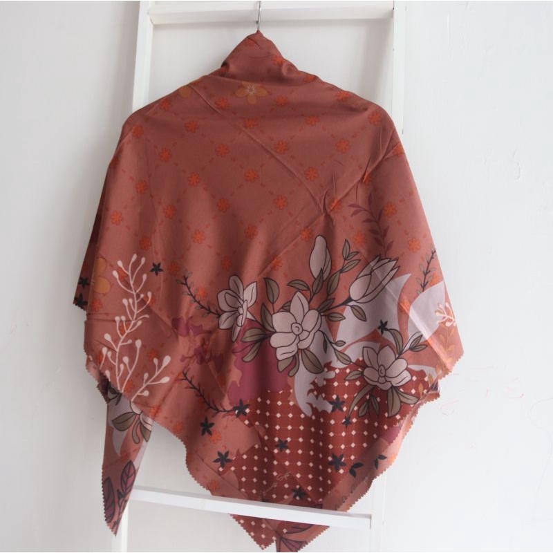 H156 - Segiempat Voal Syari 130x130 / Hijab Segiempat Syari / Jilbab Segi Empat Jumbo Motif Umama-Bata