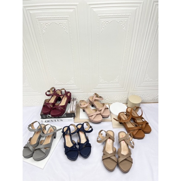 LOUISDEAR Wedges silang 7 cm bahan dove W14