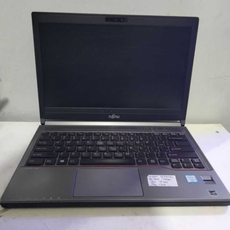 Laptop Fujitsu E series Intel core i5 6200U gen6 DDR 8gb