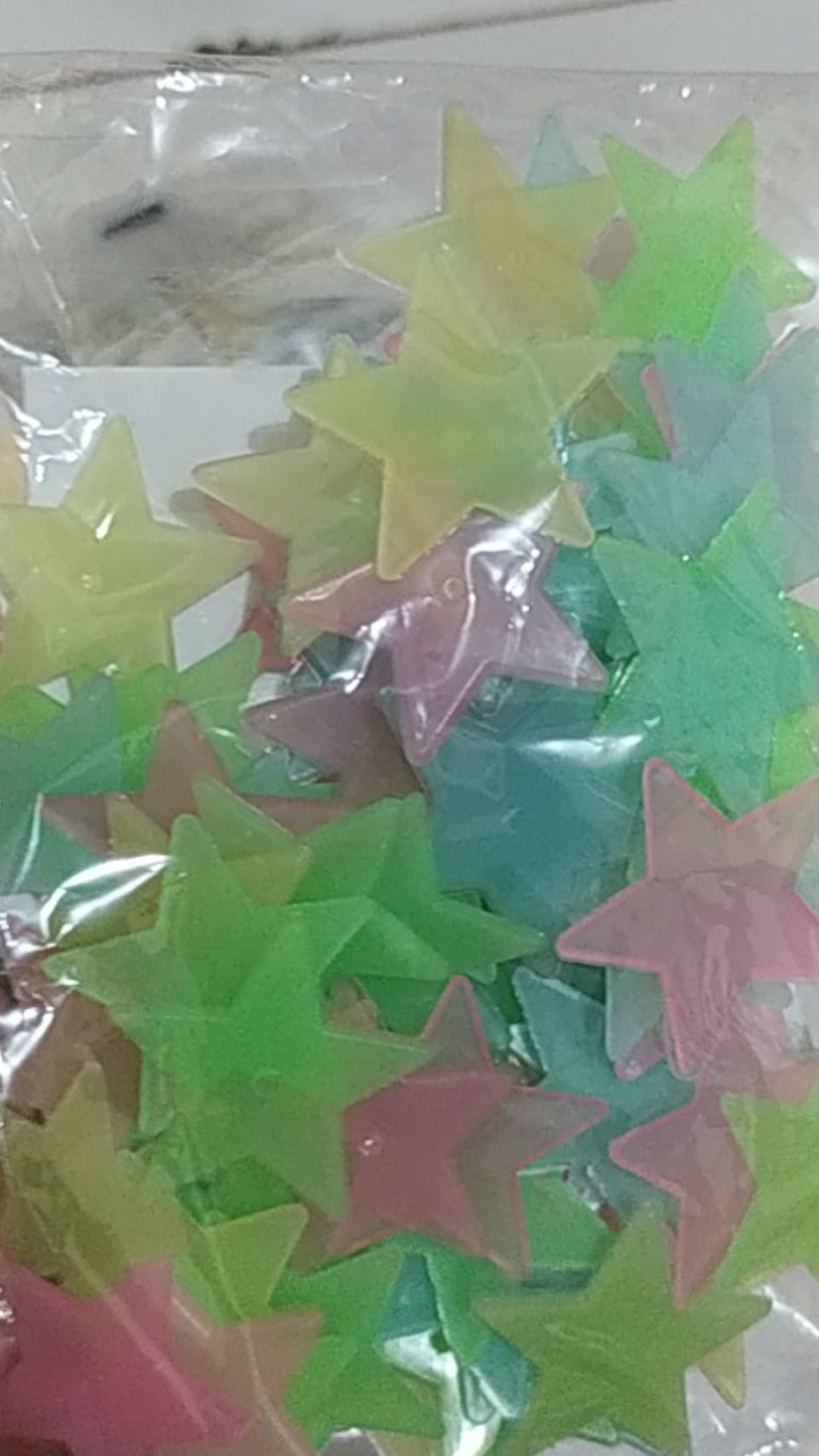 Isi 100 Pcs Stiker Bintang Glow In The Dark Menyalap Dalam Gelap