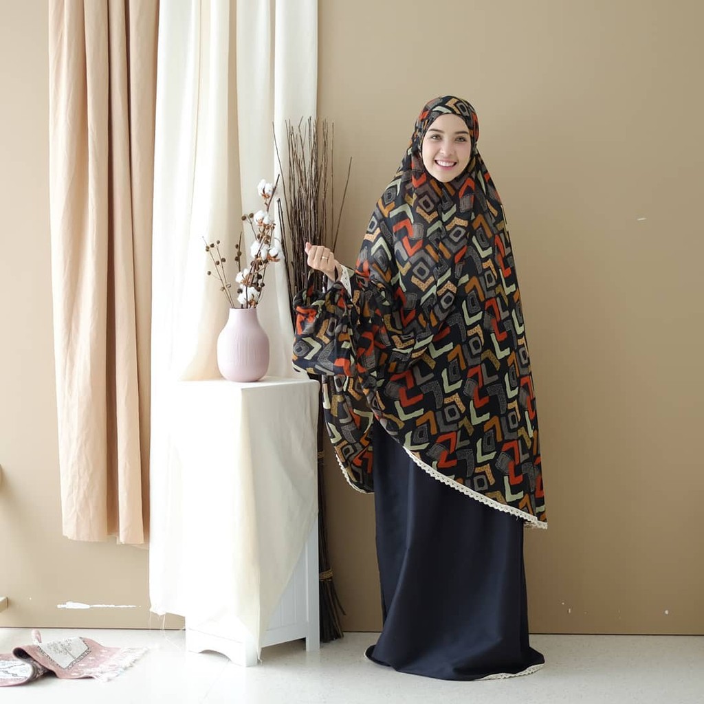 Mukena Motif Etnik Hitam