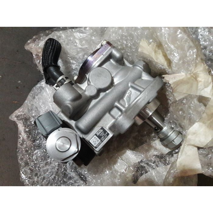 Injection Pump Supply pump Innova Reborn Fortuner Vrz Hilux Revo