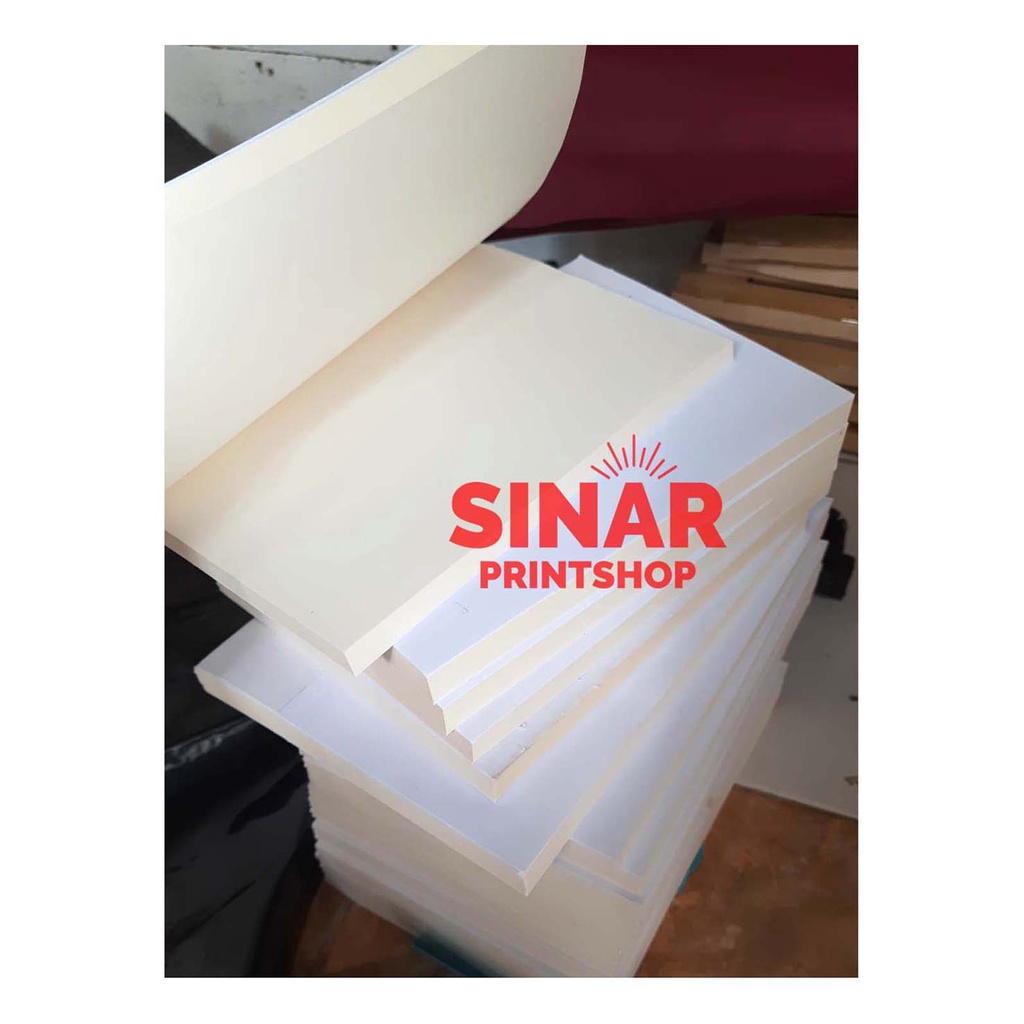 

ISIAN NOTEBOOK / BLANKO BOOKPAPER POLOS 100 LEMBAR