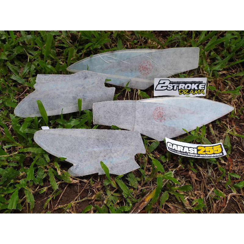 striping grapic suzuki rc100 jet cooled tahun 2000 hitam