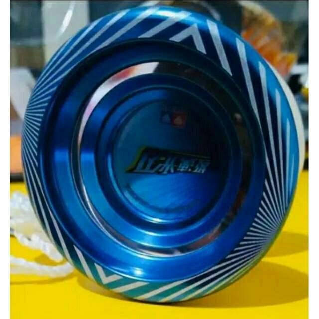 Yoyo Auldey Blazing Teens Dashing Eagle Lv 3 (Flashy Blade) Metal Premium Original