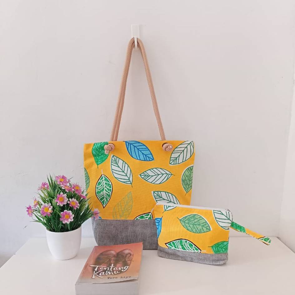 SET ISI 2 TAS KANVAS KOMBINASI GONI DAN POUCH KANVAS KOMBINASI GONI RIENS COLLECTIONS MOTIF LENGKAP