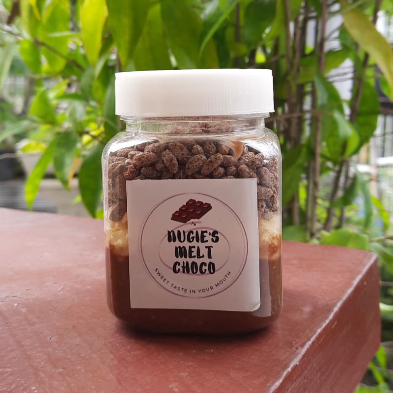 

Snack Coklat In Jar Rice Crispy Regal