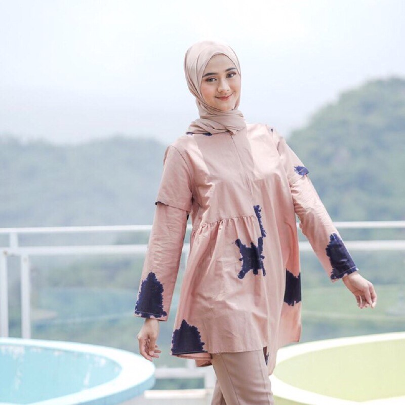 Batik shibori- oleader size s fitting room