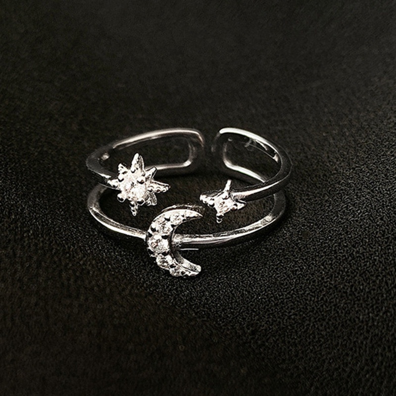 Cincin Model Terbuka Adjustable Bentuk Bulan Bintang Untuk Wanita