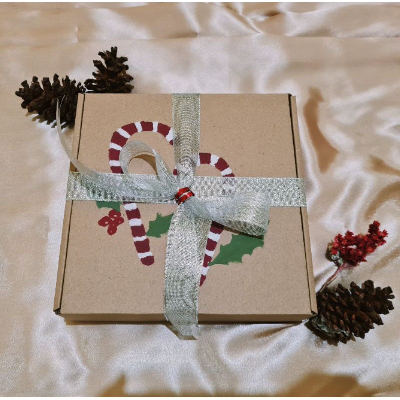 

Gift Box Painting / Kado Natal / Kotak kado / Hadiah Natal / Christmas Hampers