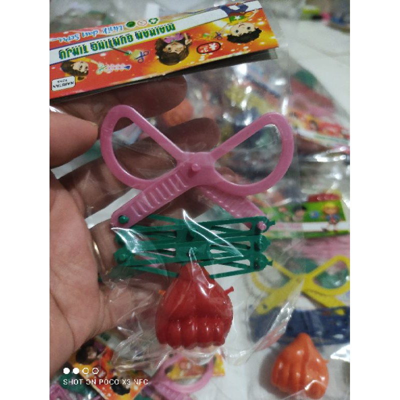 mainan gunting tonjok/ gunting tinju isi 20 pcs