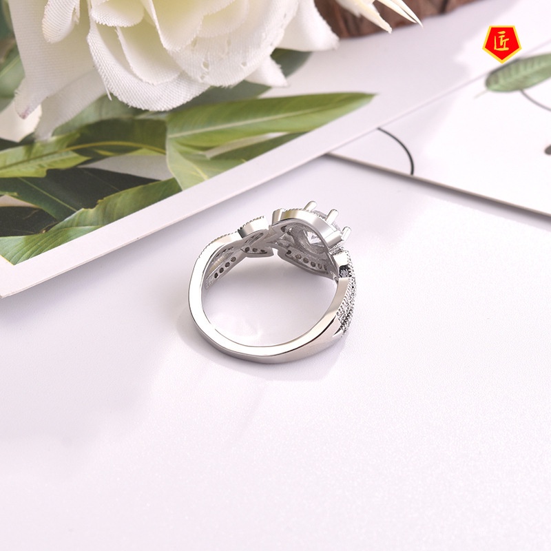 [Ready Stock]Graceful Fashionable Leaf-Shaped Diamond Ring