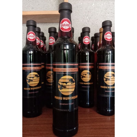 

Madu Hitam Manis Lebah Mellifera 630 gr Bergaransi