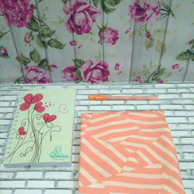 Square hijab segi empat motif elmina hijab bahan wolfis wolvis woolpeach