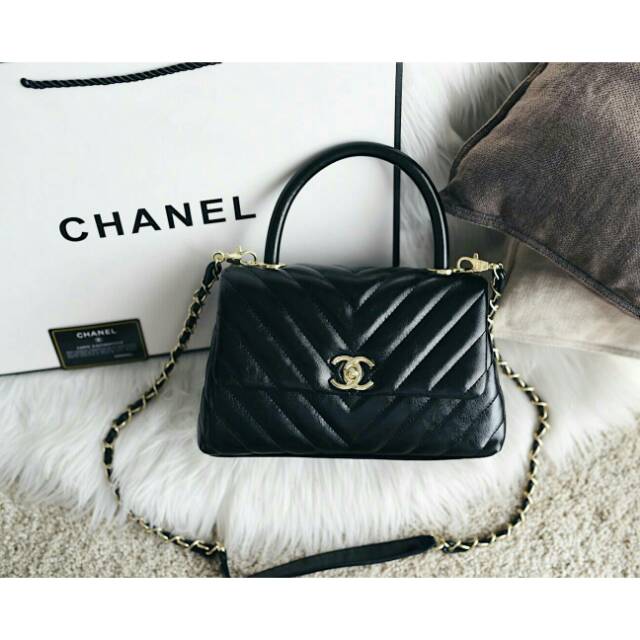 Chanel coco handle